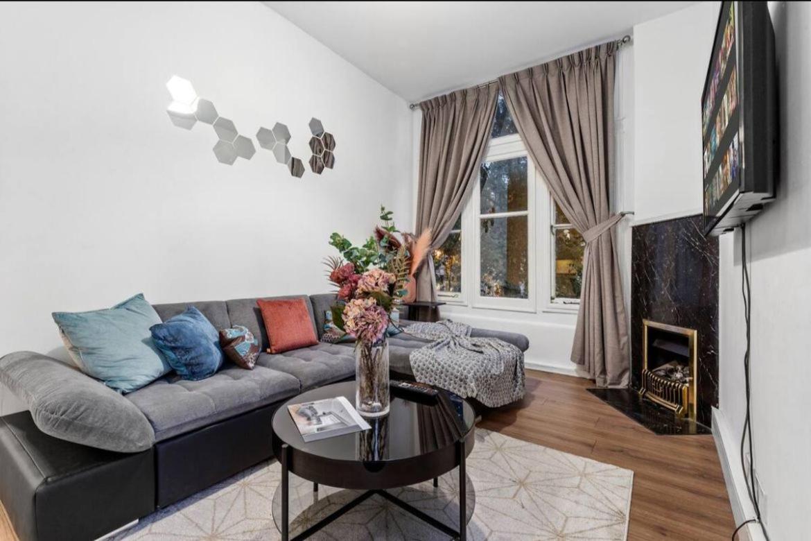 Majestic 2-Bedroom Flat In Knightsbridge-Hyde Park Kb70 Λονδίνο Εξωτερικό φωτογραφία